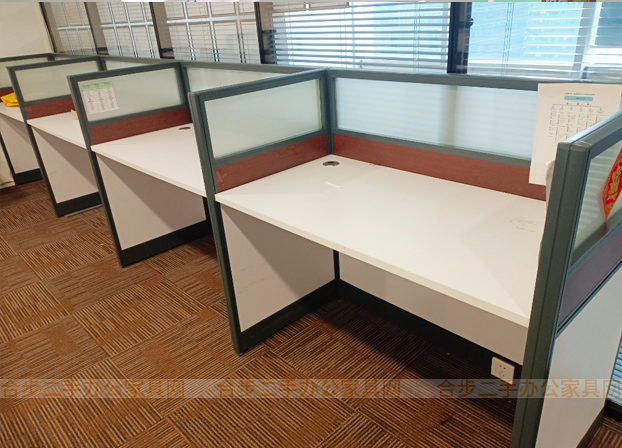 二手办公桌组合简约现代卡座双4四6六人职员桌办公室屏风工位